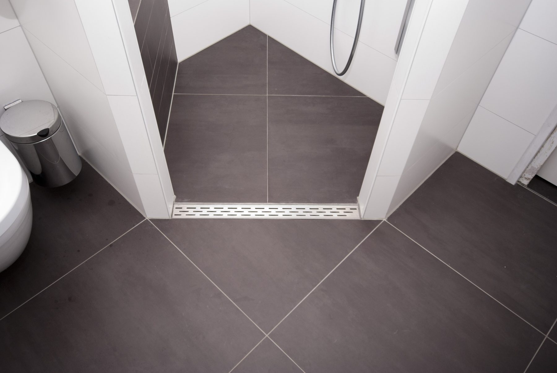 Badkamer en toilet met inloopdouche — foto 2